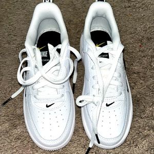 Nike Air Force One White/Black Size 13c
